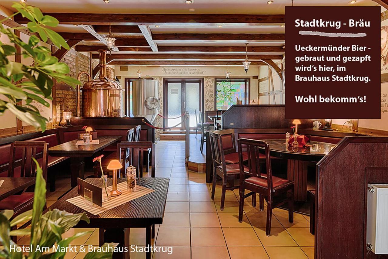 Hotel Am Markt & Brauhaus Stadtkrug อึคเคอร์มึนเดอ ภายนอก รูปภาพ