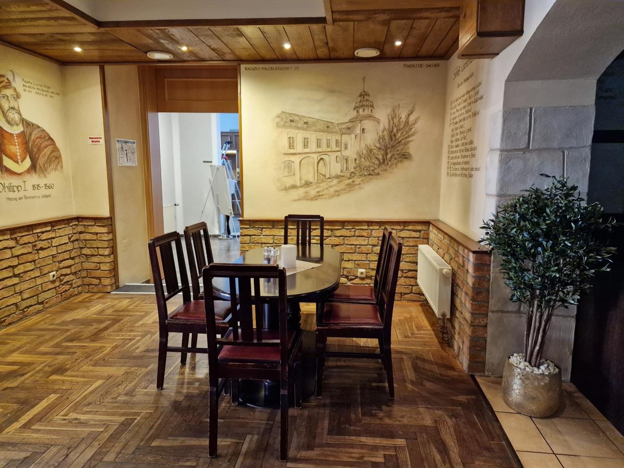 Hotel Am Markt & Brauhaus Stadtkrug อึคเคอร์มึนเดอ ภายนอก รูปภาพ