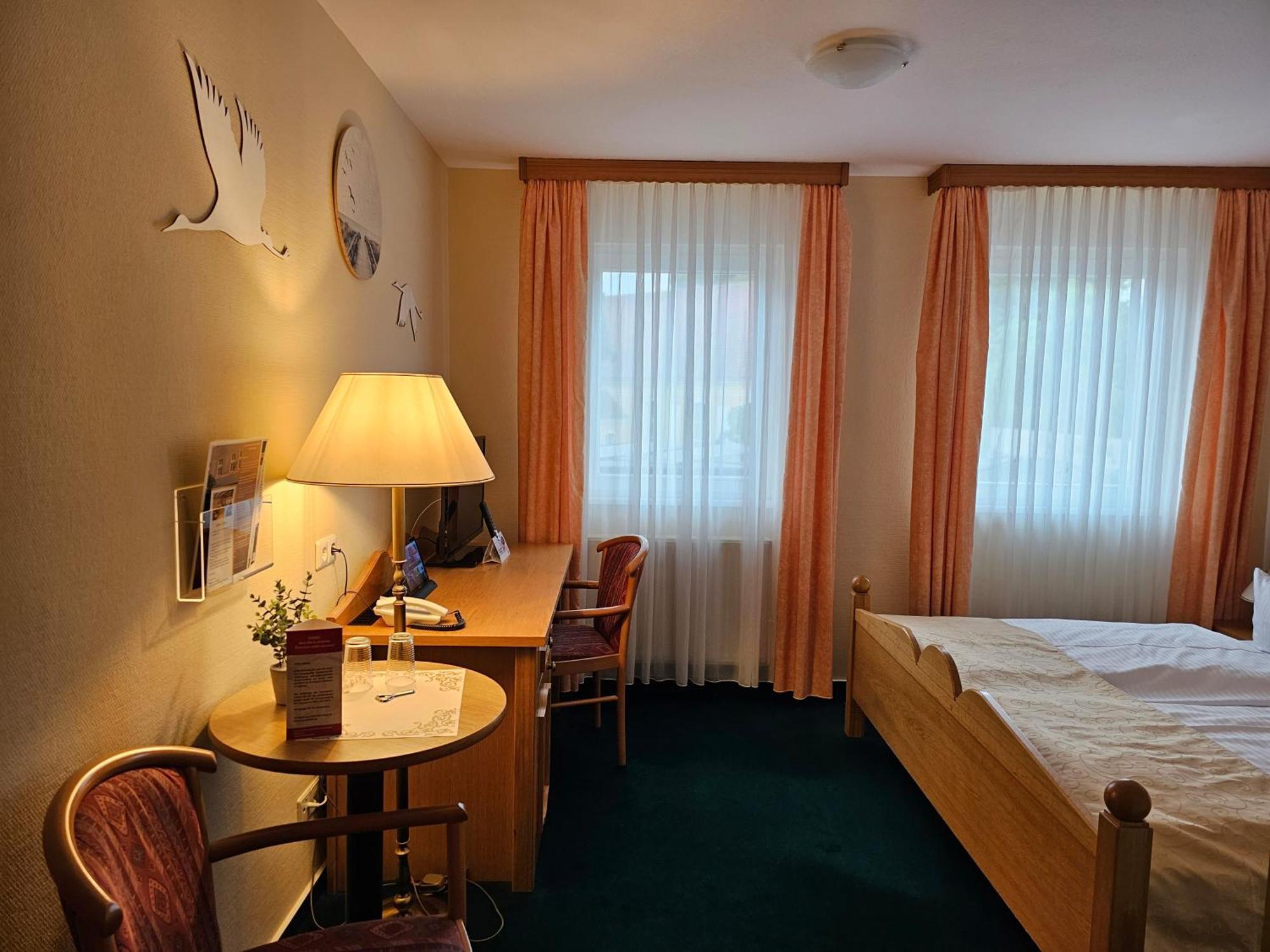 Hotel Am Markt & Brauhaus Stadtkrug อึคเคอร์มึนเดอ ภายนอก รูปภาพ